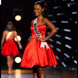 Red Sherri hill dress
